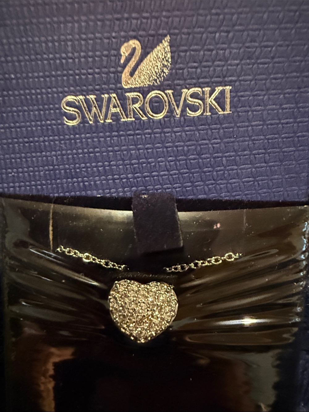 Swarovski beautiful sterling silver chain with heart pendant. NIB
